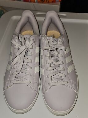 adidas Women’s Light Lavender Classic Three-Stripe Sneakers